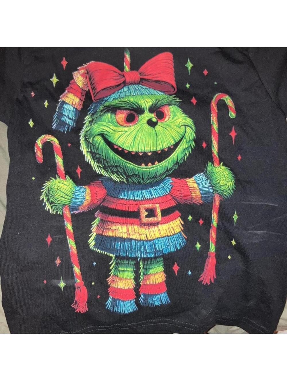 Black & green baby grinch tee, Size 4 years